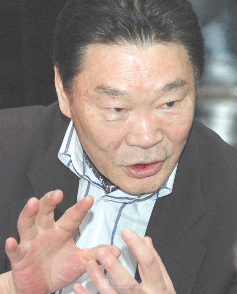 МУАЖ Жанцанноров: Гурван том толгой нэг малгайд багтана гэдэг ярвигтай